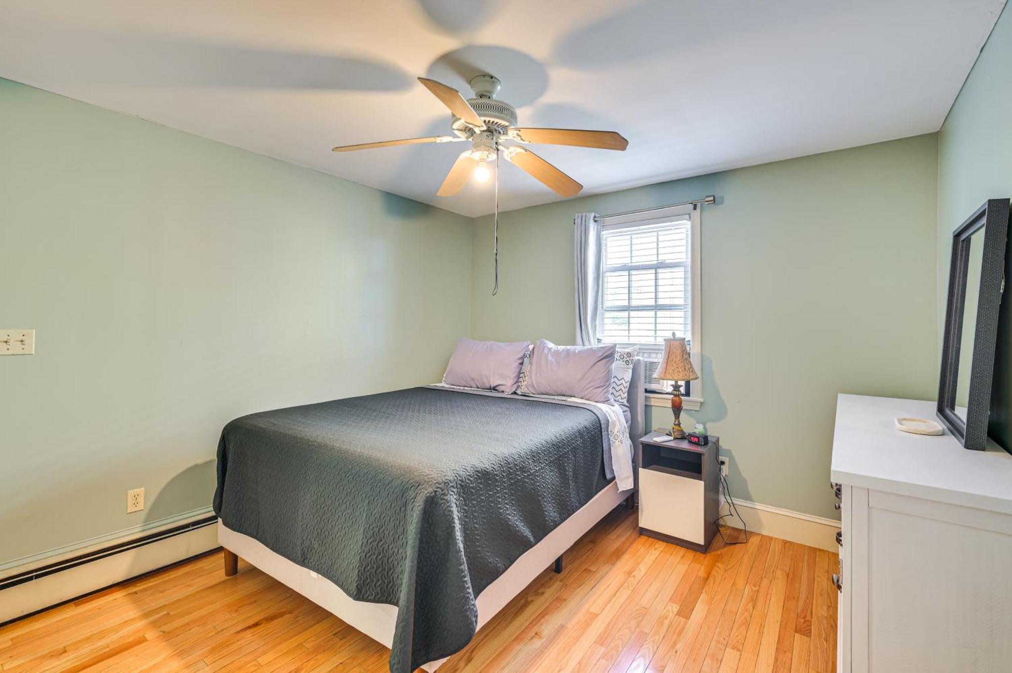 9 Mi To Dtwn Boston Cozy Malden Apartment Luaran gambar