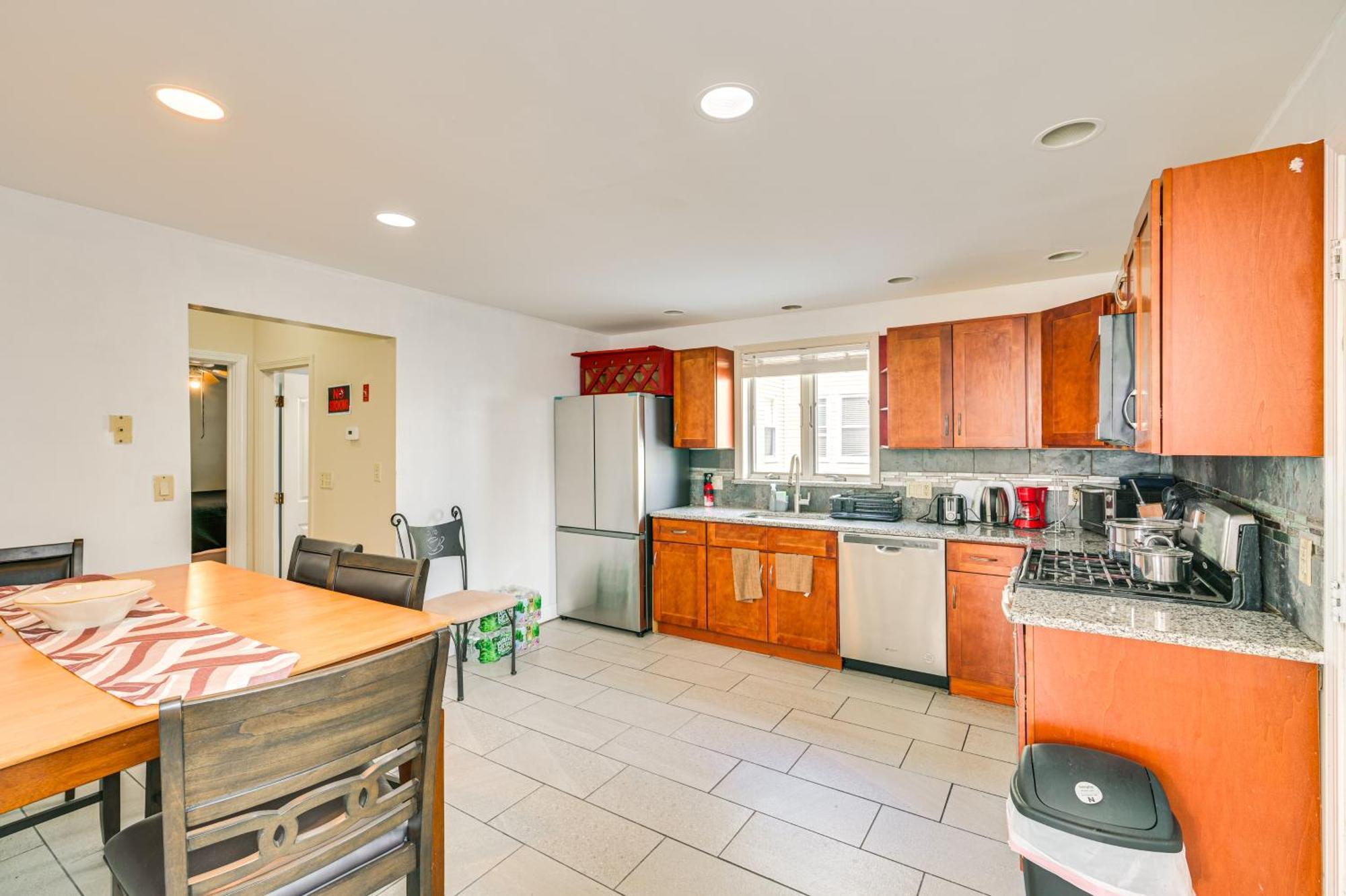 9 Mi To Dtwn Boston Cozy Malden Apartment Luaran gambar